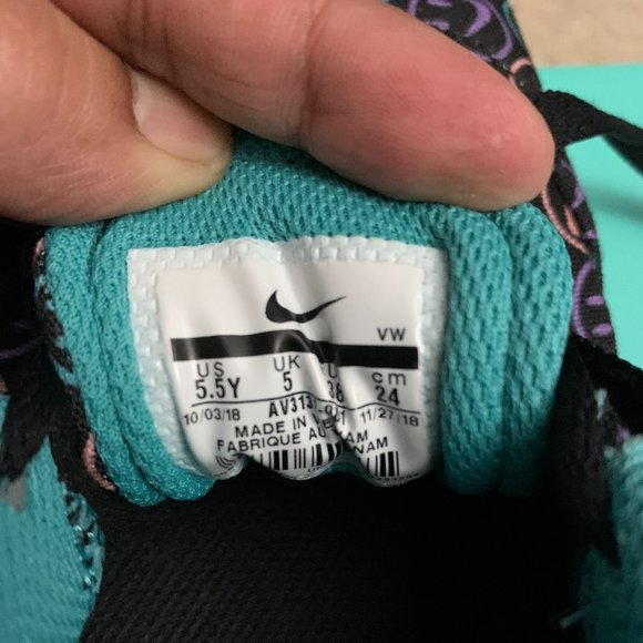 Nike SB Youth Canvas "Have a Nike Day" Sneakers - Picture 9 of 15